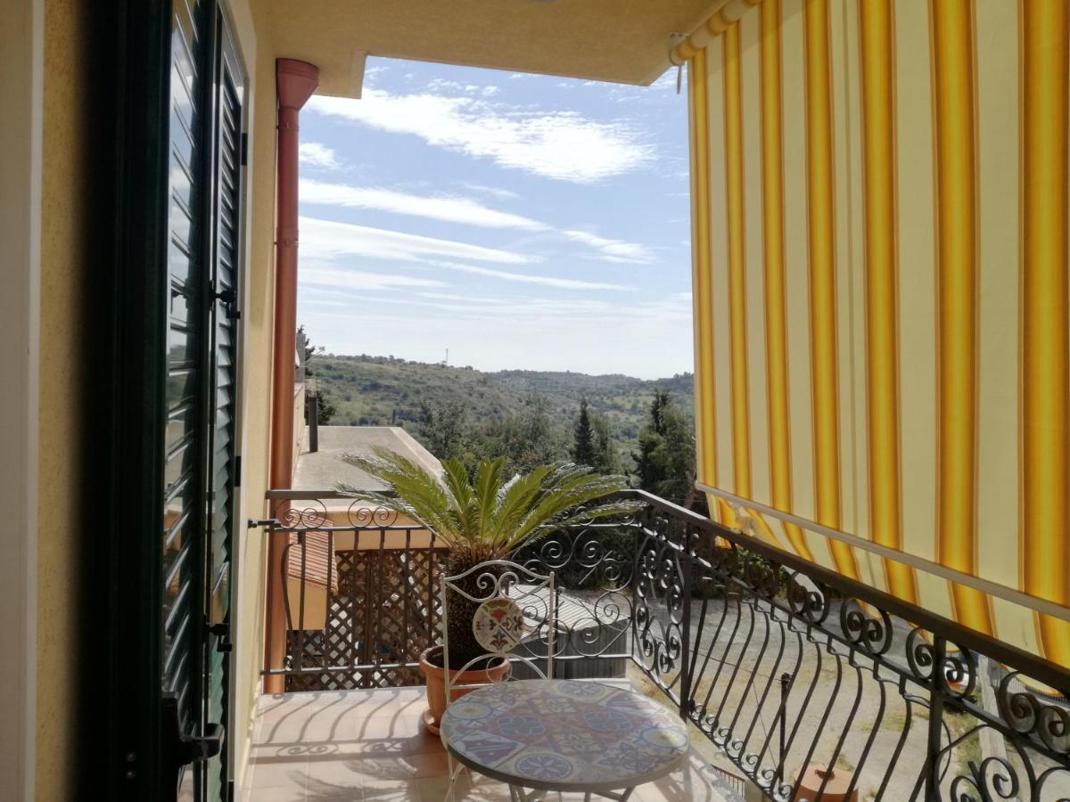 La Dimora Di Helios Apartment Ното Екстериор снимка